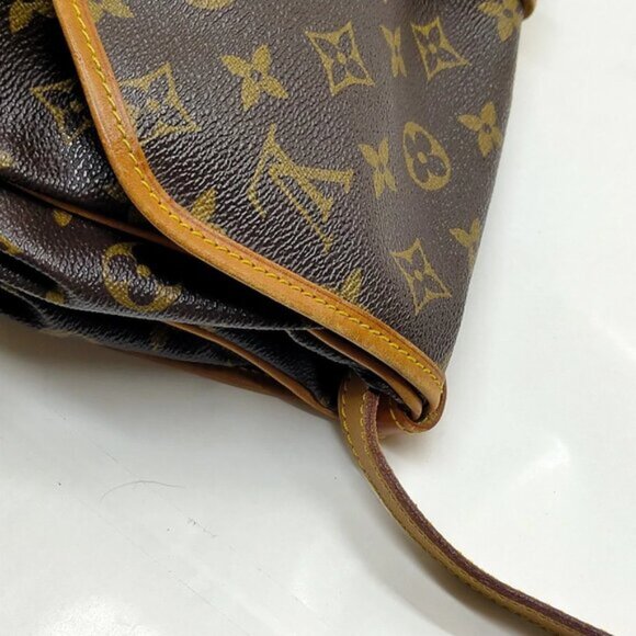 Louis Vuitton Saumur 30 Brown Monogram Crossbody Bag mon879-102525 - Picture 5 of 16